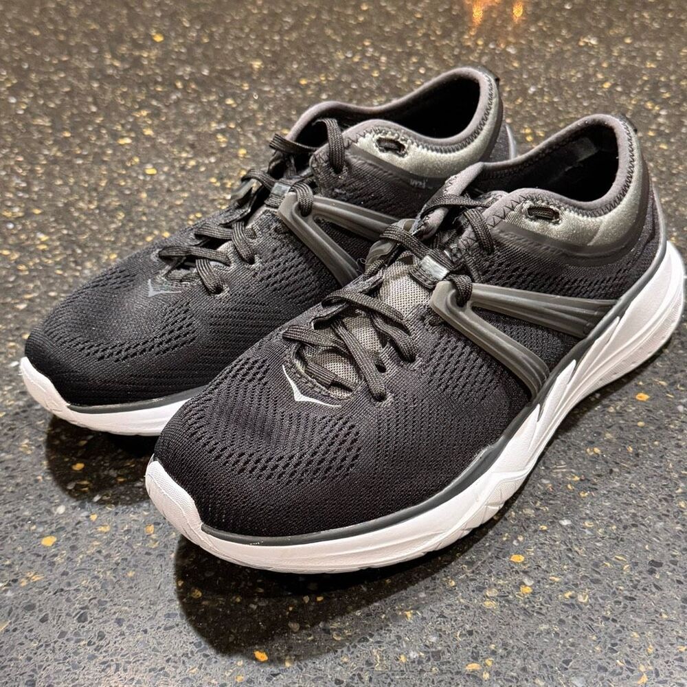 Hoka One One Tivra. Black/Gray. Size 9.5